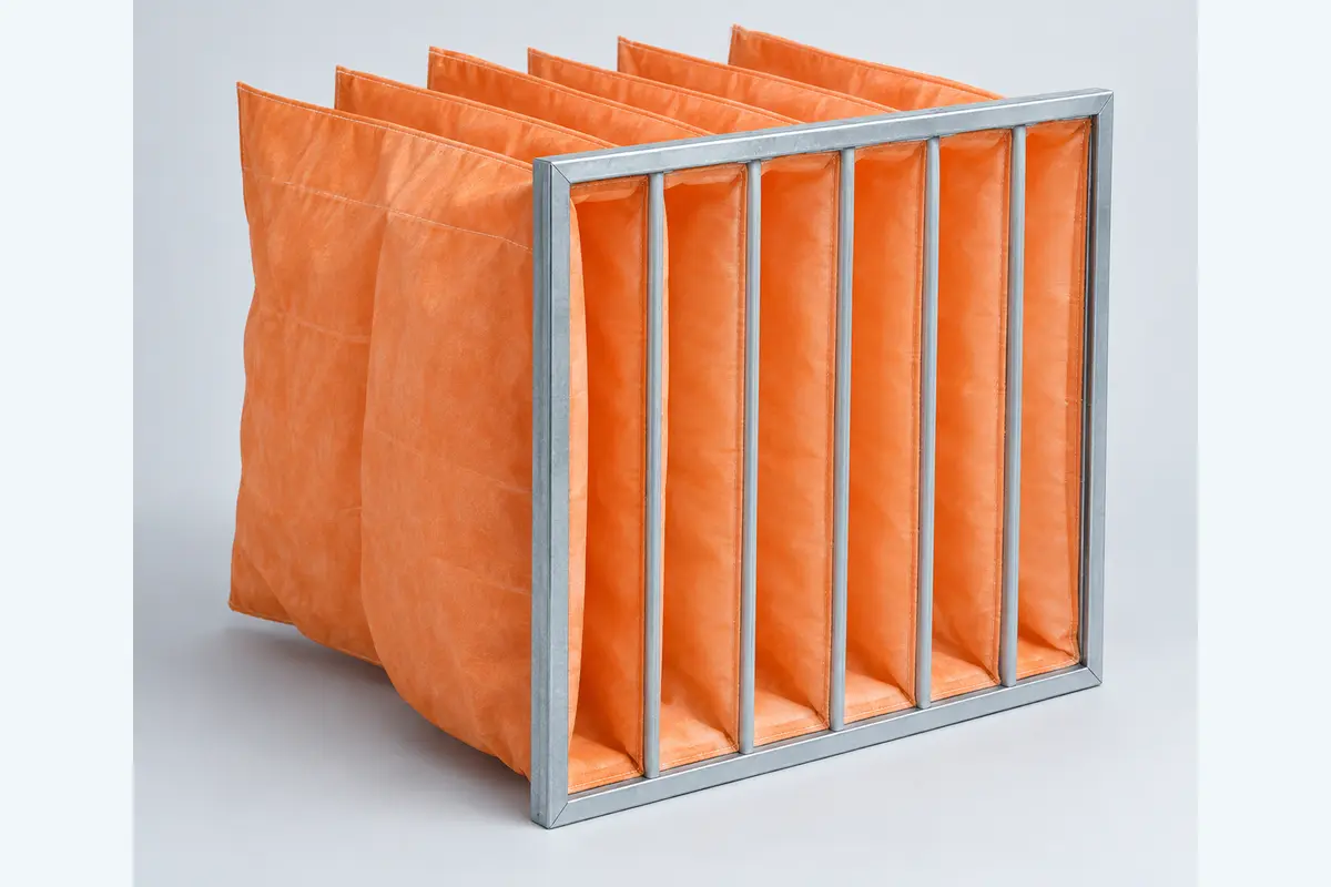 Illustratief oranje zakkenfilter voor luchtbehandeling